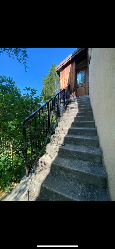 garde corps acier sur mesure avec volutes. 