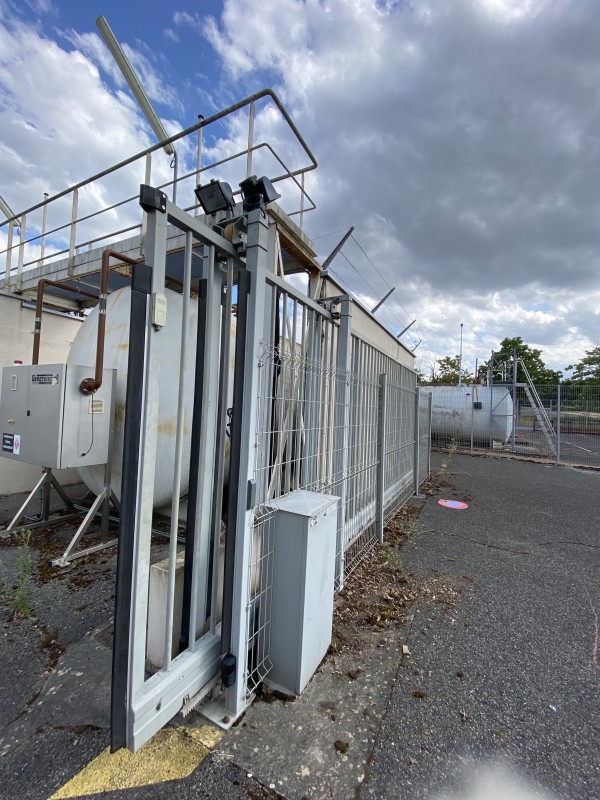 Renovation de galets de portail autoportant. 